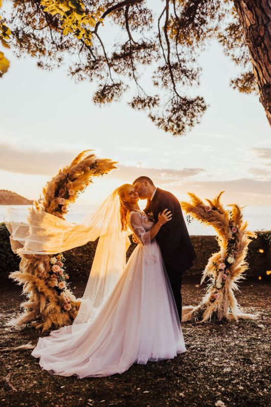 PorocneFotografijeNaMorjuBohoPorokaNaMorjuObokPampaskaTrava 0083