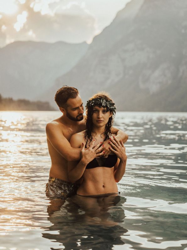 FotografiranjeParaSlapKozjekMangartBohinjskoJezeroLuckePelikanAvtoSproscenofotografiranjeZaljubljenparHribi 61 