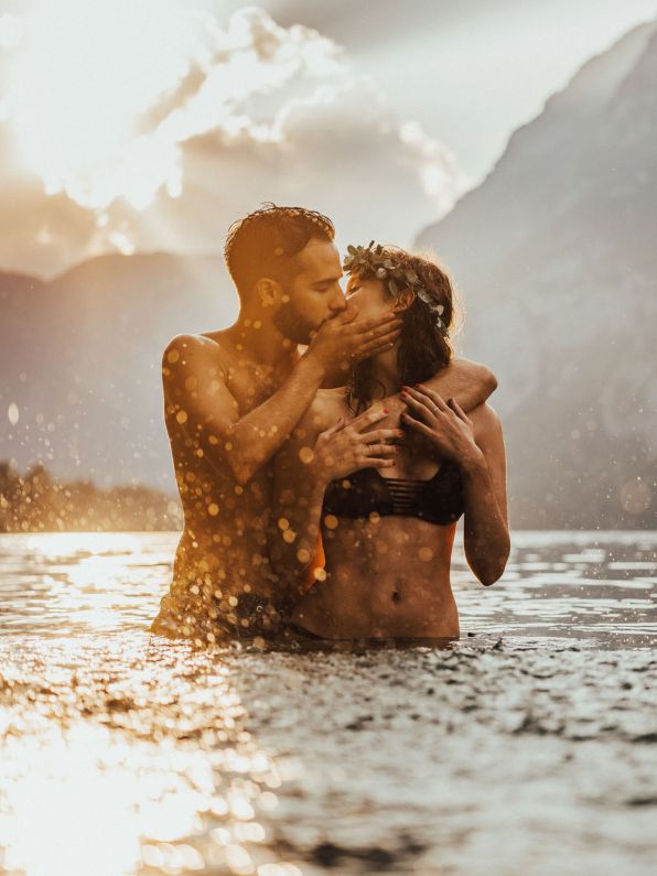 FotografiranjeParaSlapKozjekMangartBohinjskoJezeroLuckePelikanAvtoSproscenofotografiranjeZaljubljenparHribi 63 